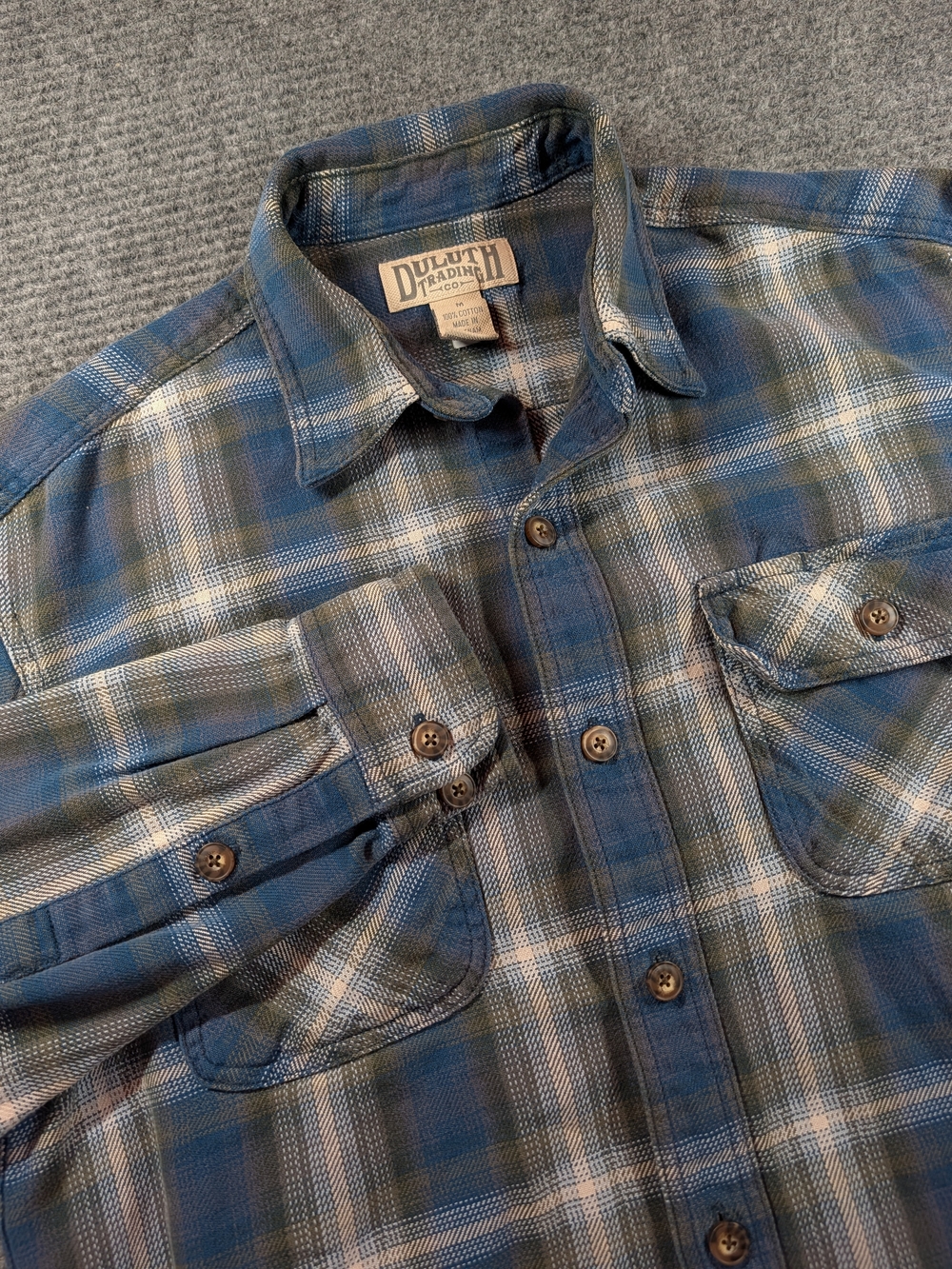 Duluth Trading Co. Mens Shirt Medium Blue, Olive Plaid Thick Flannel Work Shirt